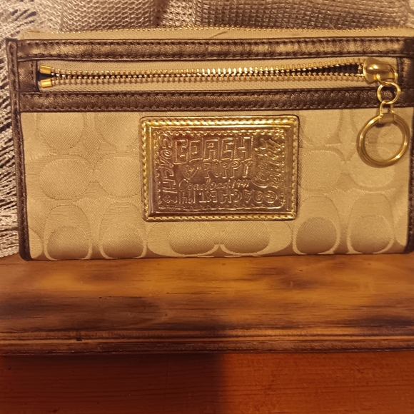 Poppy Coach wallet - Picture 6 of 10